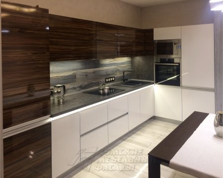 Модель acrylic-19